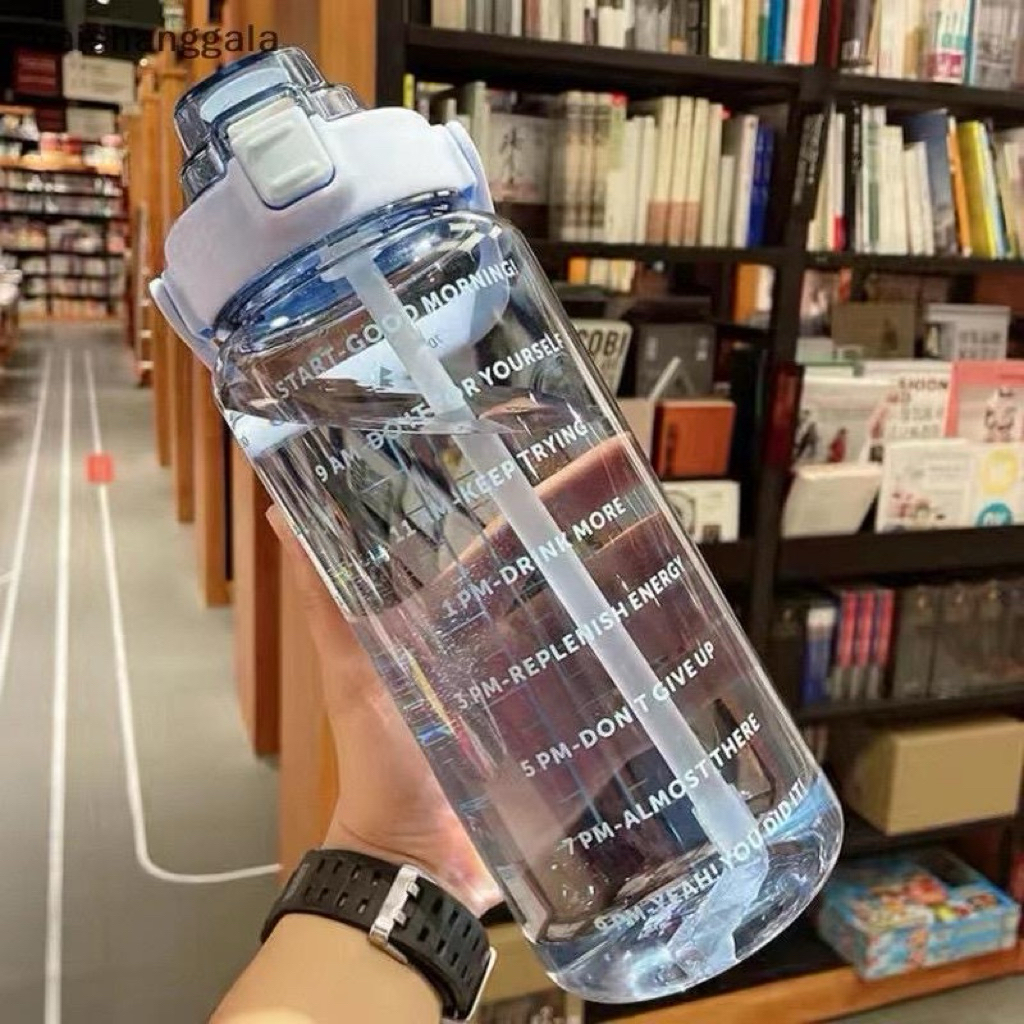 Bình đựng nước 2L,bình nước cute tập GYM,đi học dễ thương có vạch báo giờ uống nước Sport tặng kèm sticker 2D