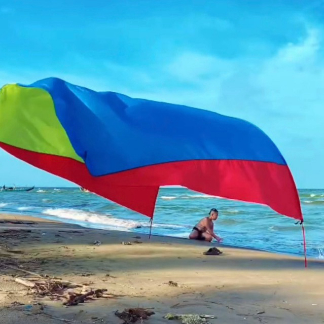 Lều bay che nắng tắm biển gấp gọn loại ĐẶC BIỆT , trơn / mix màu / in cánh (Huy Phạm)