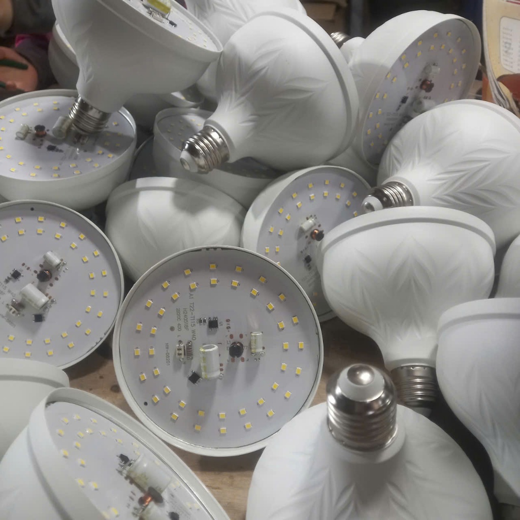 Bóng đèn led búp trụ nhôm nhựa 10w,15w,20w,30w,40w,50w,60w