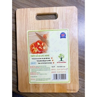 Thớt gỗ vuông Quang Minh kích thước 25x35x1.8cm gỗ cao su chắc tay hàng xuất khẩu