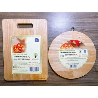 Thớt gỗ vuông Quang Minh kích thước 25x35x1.8cm gỗ cao su chắc tay hàng xuất khẩu