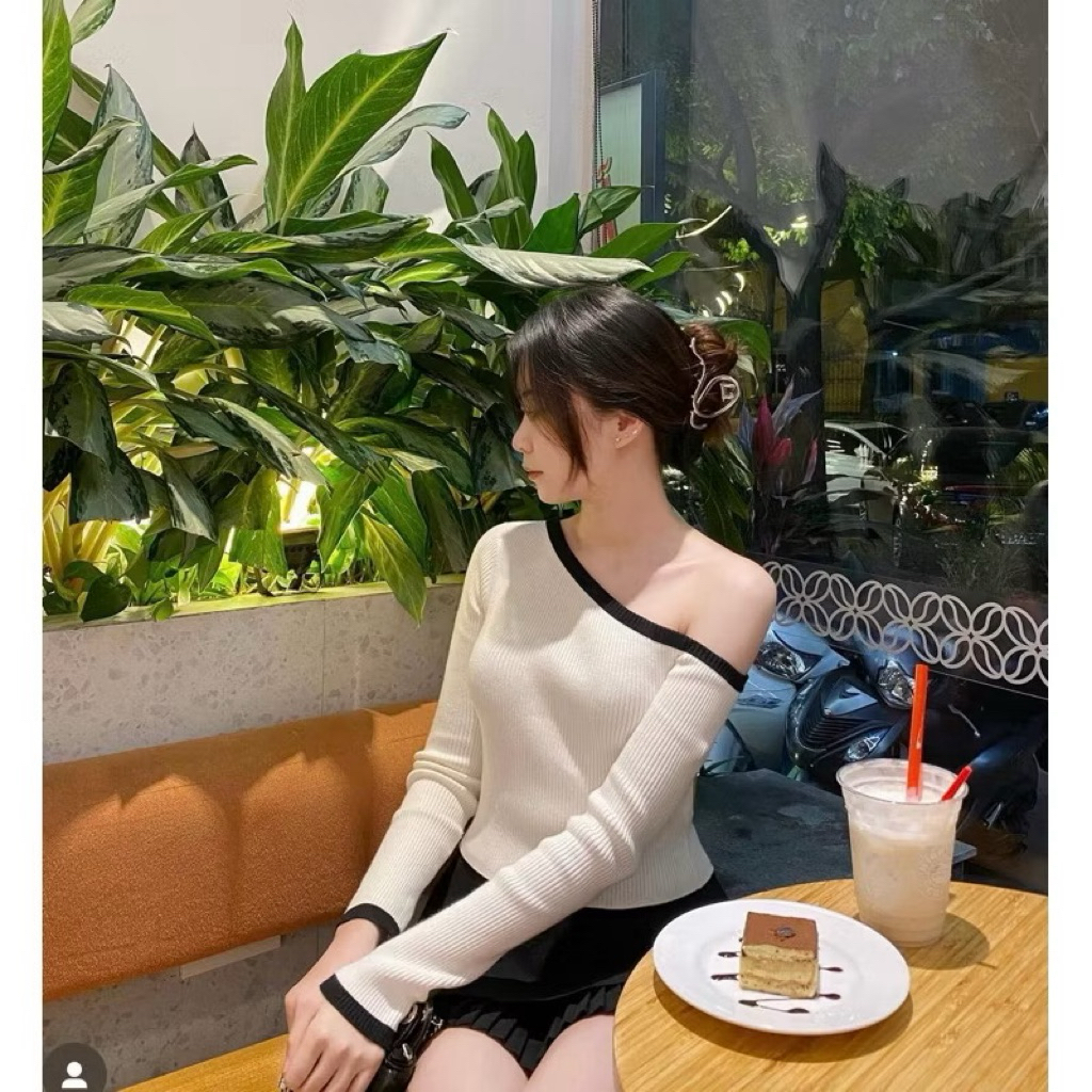 New 2026 Áo len lệch vai dáng ôm croptop tay dài phối màu thời trang Hàn Quốc cho nữ Kèm Ảnh Thật