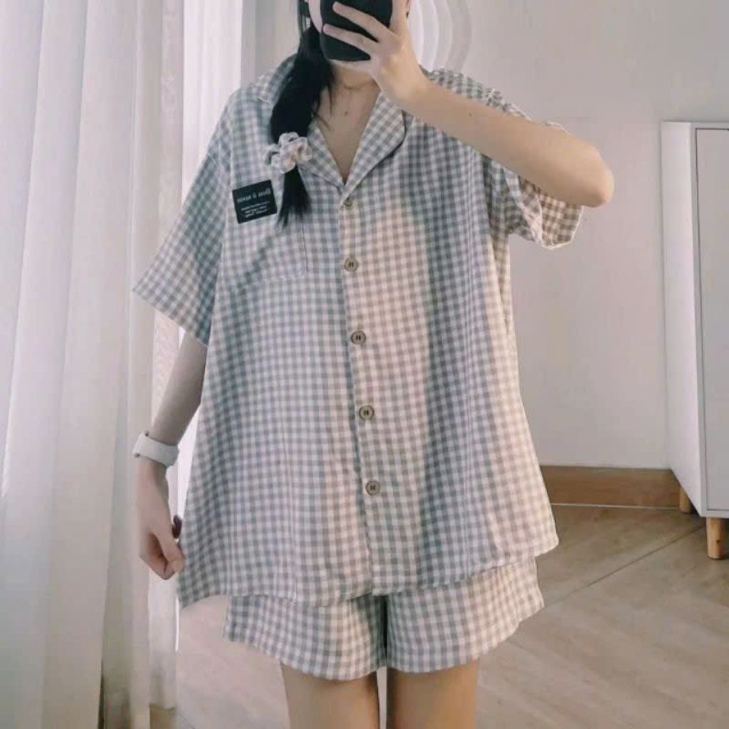 Đùi xám kèm nơ