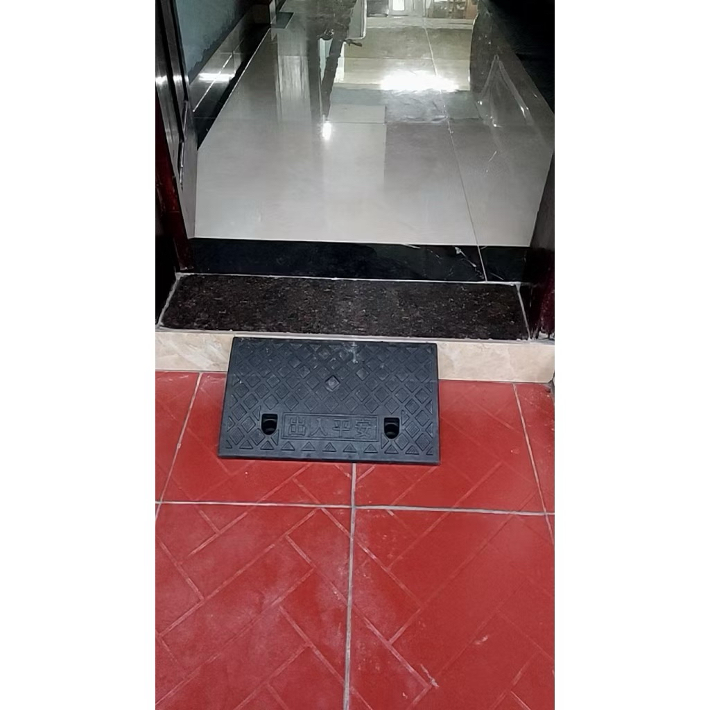 Cao 13cm 50x27x13cm Dốc bục lên xuống,bậc cầu dắt xe ô tô, xe máy xe đạp, cầu dắt xe, bục lên xuống xe, có lỗ chờ bắt ốc