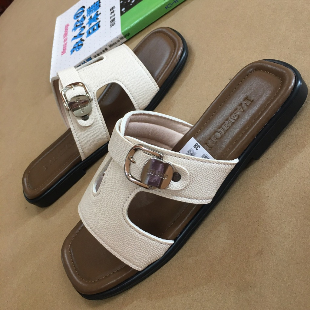 [ BẢN ĐẸP ] Dép Nữ Giọt Lệ Phối Khuy Mẫu Mới Sang Chảnh Dễ Phối Đồ Size 55 - 40