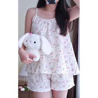 Đồ ngủ nữ áo dây quần đùi – set đồ 2 dây vải xô muslin hoạ tiết | KNG.studio (Tặng kèm dây buộc tóc scrunchies)