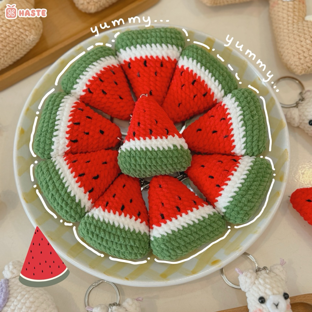 Móc Khoá Len Nhung Dưa Hấu Cừu Lạc Đà Alpaca Kem Nâu Handmade Dễ Thương Quà Tặng Độc Đáo Haste