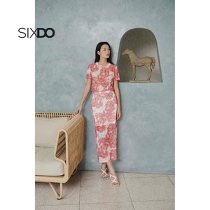 Chân váy ren bút chì họa tiết SIXDO (Pink Peony Lace Pencil Skirt)