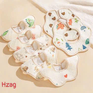 Yếm hoa chống thấm thiết kế họa tiết xinh yêu cho bé