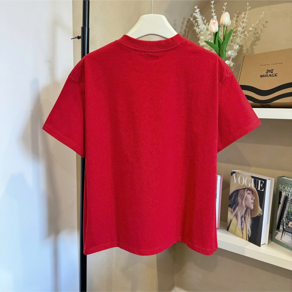 Áo Thun Mirage Bảng Hoa Đỏ Trendy Local Brand Chất 100% Cotton Mềm Mịn Thoáng Mát.
