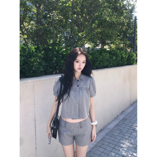 Le rouge | Set áo tay bồng quần short kẻ Heein sleeves top