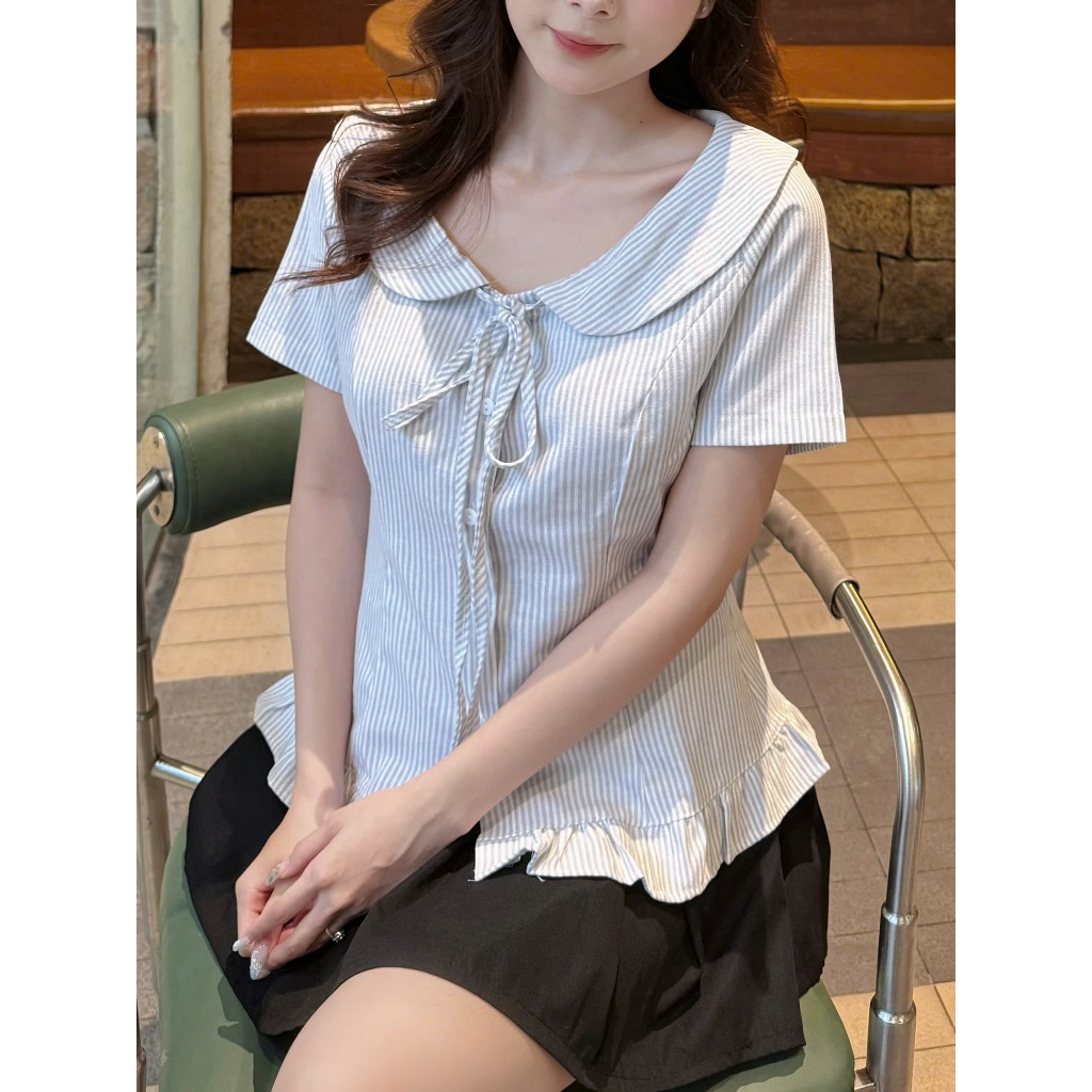Áo kiểu nữ cổ sen phối dây, dáng ôm xòe nhẹ, tay ngắn sọc nhỏ Hàn Quốc đi làm, đi chơi AOT050