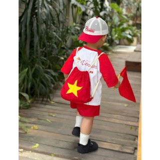 Đồ đôi váy bé gái + một em bé yêu nước và bộ quần áo bé trai nhân ngày QUỐC KHÁNH 2/9 độc lập  kèm túi