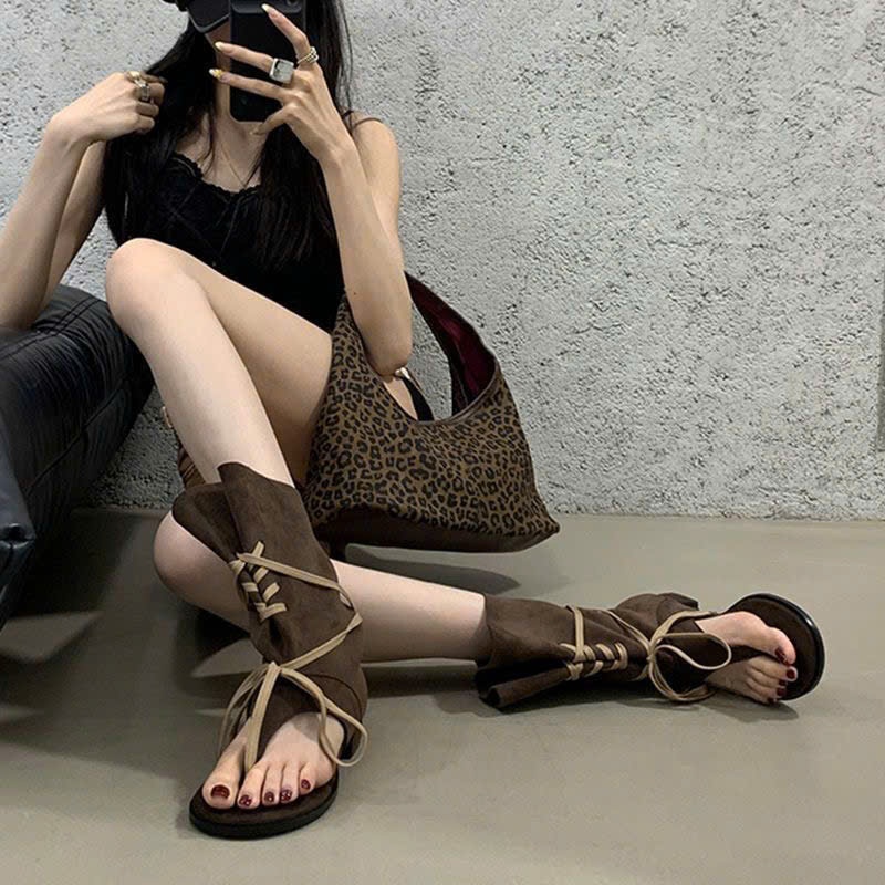 (Sẵn đen 36, kaki 38 39) Dép Sandal Xương Cá, Cao Bồi Miền Tây Gót Dày Kiểu Maillard Mùa Hè Cho Nữ
