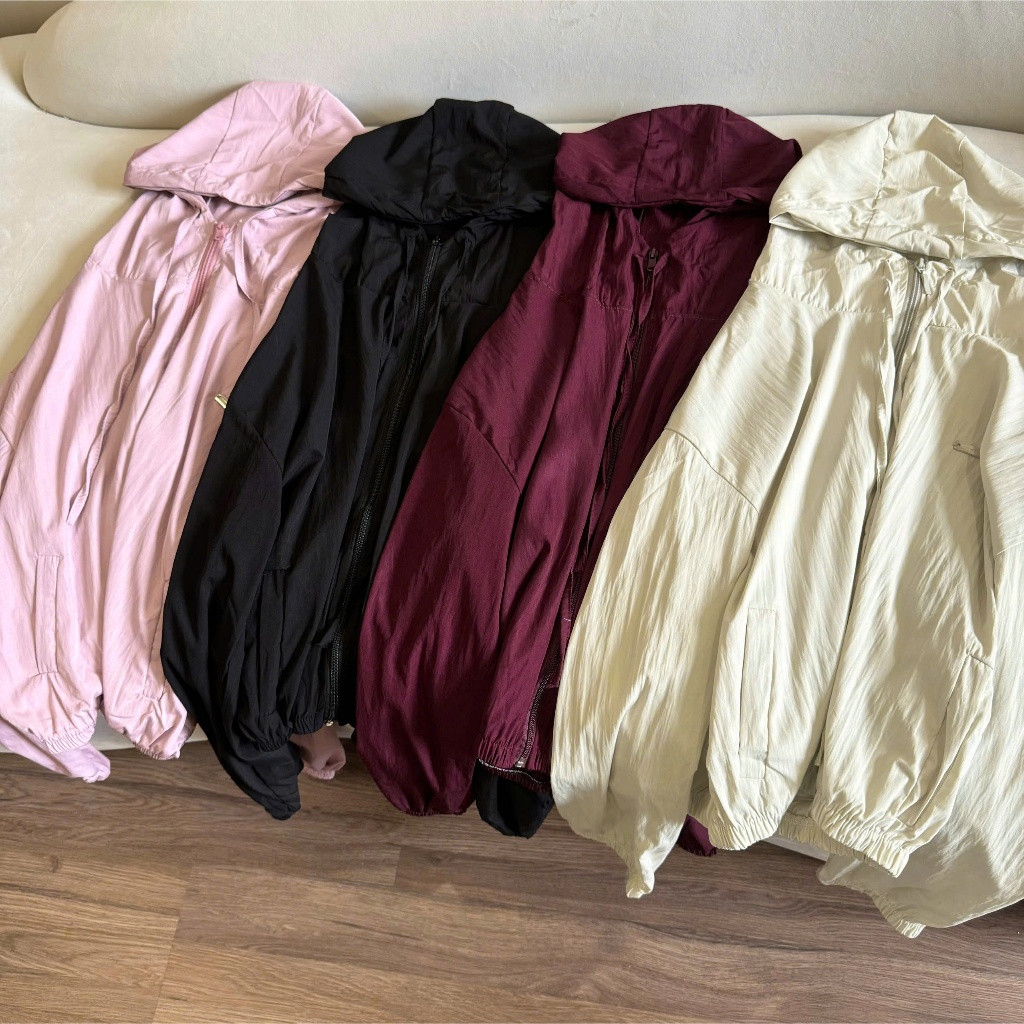 Áo Khoác Mirage Croptop Trơn Đơn Giản Local Brand Chất Vải Mềm Mịn Thoáng Mát.