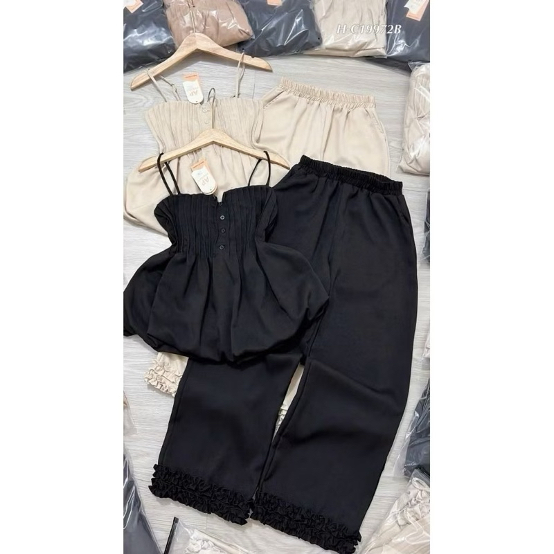 L377- SÉT BỘ ÁO 2 DÂY ĐÍNH NÚT XẾP LY BABYDOLL PHỐI QUẦN SUÔNG DÀI CHÂN PHỐI BÈO(38-55kg)