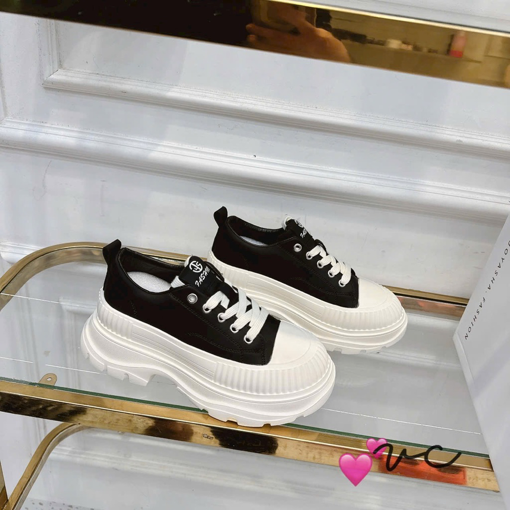 Giầy thể thao đen 6cm Qccc