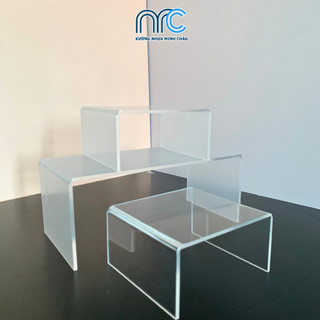(Xuất hoá đơn VAT) 2 Kệ trưng bày sản phẩm,  Kệ mica trong suốt chữ U, Kệ trưng bày mô hình, mỹ phẩm