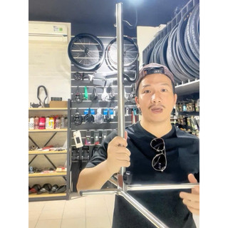 Chân Chống Đứng Xe Đạp Kẹp Một Bên Chữ L Inox 304 Dầy Chắc Chắn Dùng Cho Dựng Rửa Xe, Bảo Dưỡng, Vệ Sinh, Cân Chỉnh