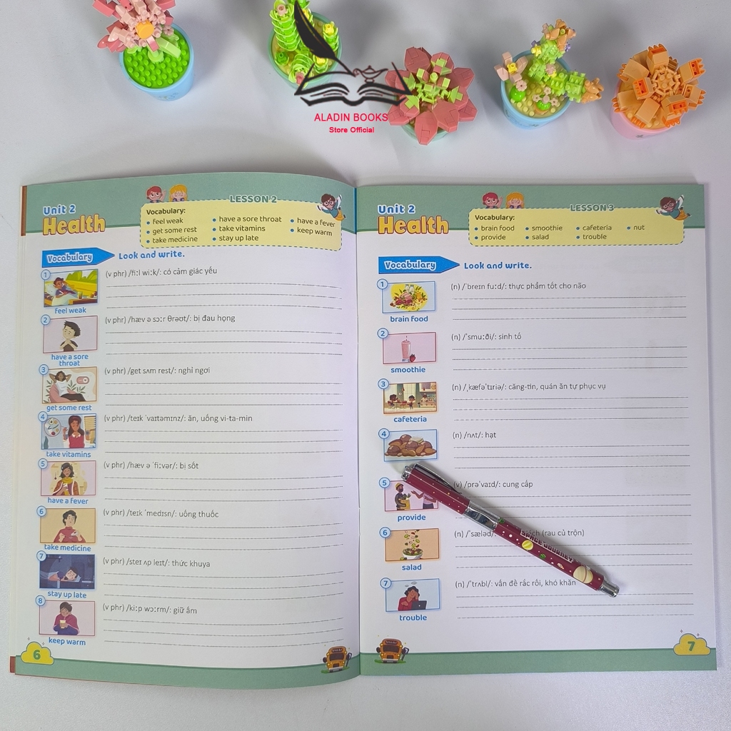 Sách-Luyện Viết Và Học Từ Vựng Tiếng Anh 7 Notebook