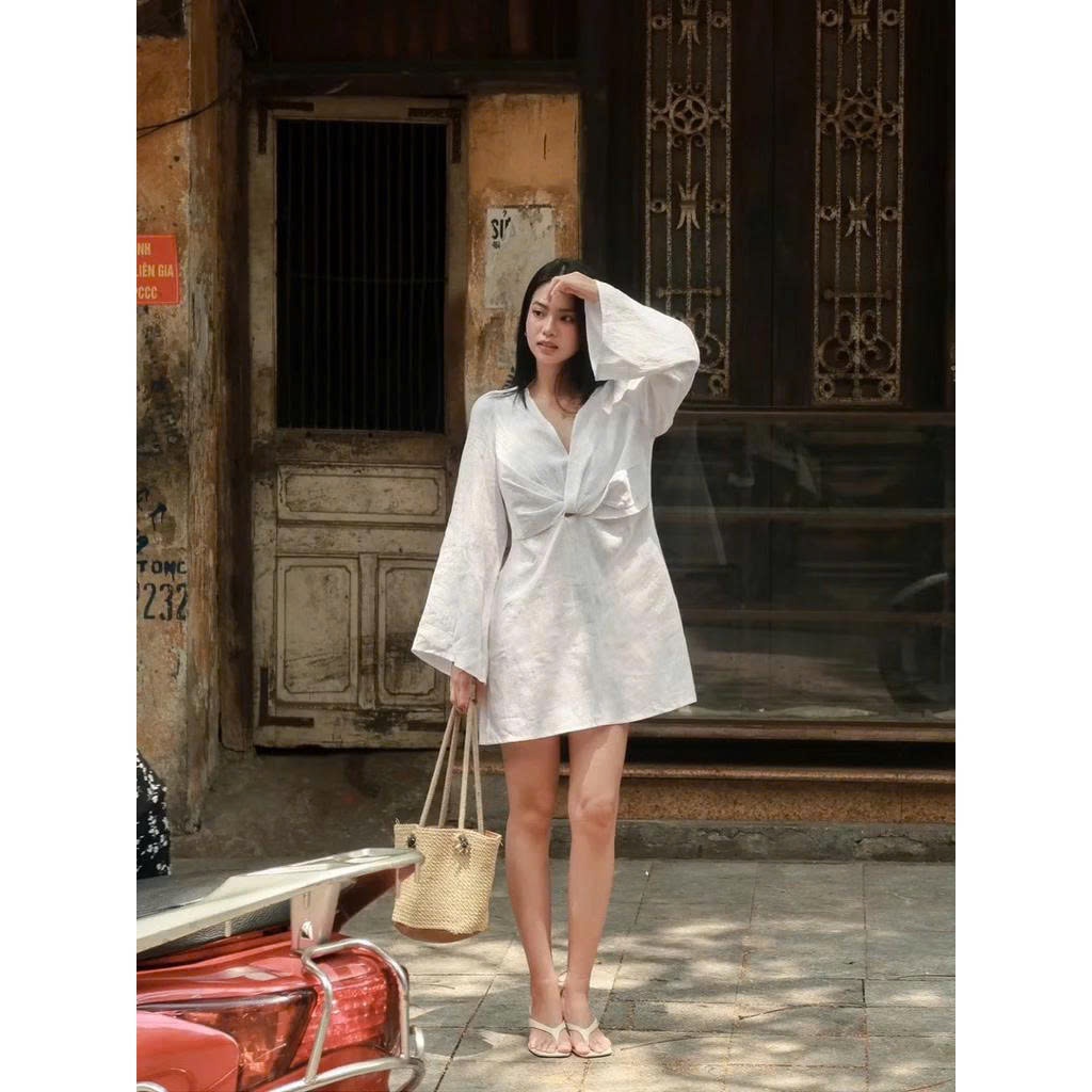 Ome -  Đầm Linen tay loe xoắn ngực BEELY