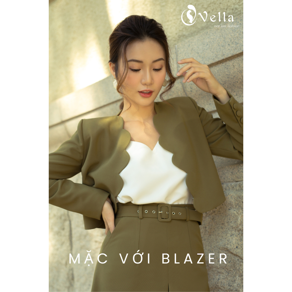 Áo 2 dây nữ công sở trơn màu đen, trắng dáng suông mặc trong blazer – Vella Fashion VA25131