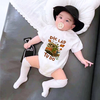 [ Tặng kèm cờ] Áo thun gia đình Độc lập Tự do kỉ niệm 80 năm ngày 2/9 phù hợp mặc các dịp lễ  , đi chơi [A605_01]