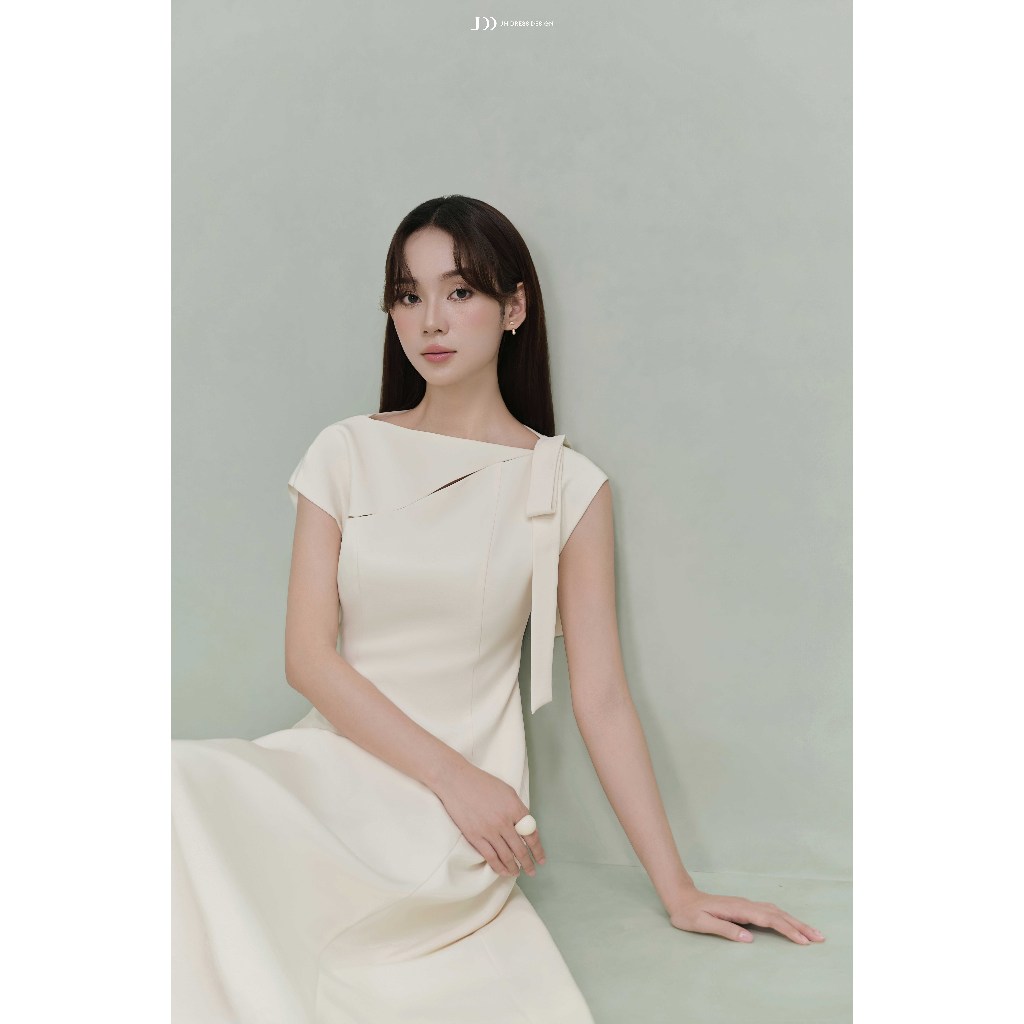 Đầm Dáng Đổ Buộc Nơ Vai 1S55.2507K – Đầm Dự Tiệc Cắt Out Ngực Thanh Lịch Romantic Minimalism Thiết Kế Bởi JM Dress
