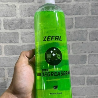Chai Vệ Sinh Xe Đạp Zefal Bike Degreaser 1L,Kèm Vòi,Vệ Sinh Bộ Truyền Động Giò Dĩa, Xích, Líp, Củ Đề, Sang Đĩa, Tay Đề