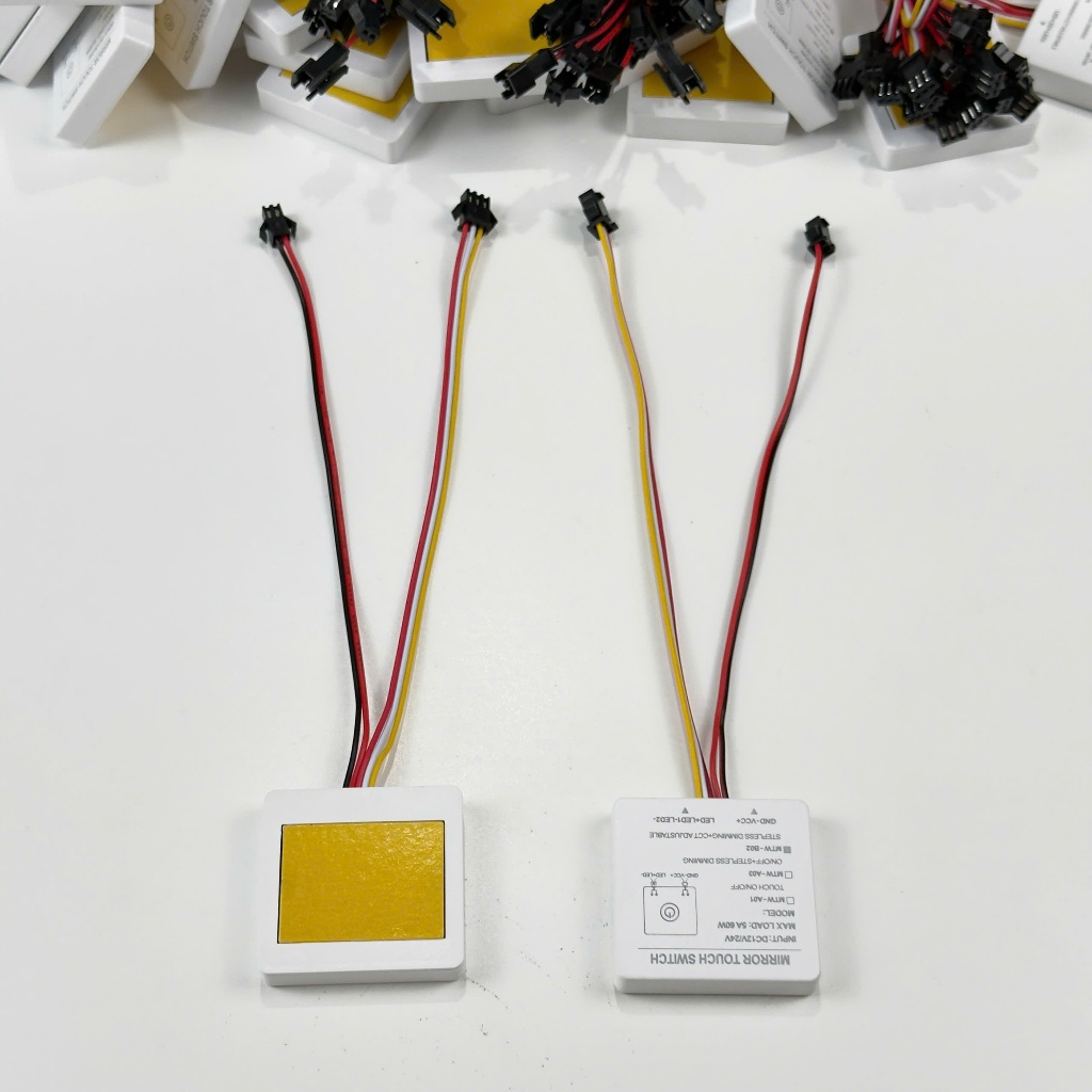 Cảm biến gương, cảm ứng gương 12V cho led 1 màu và led 3 màu, có chế độ dimmer, đồng hồ, sấy gương