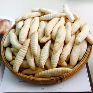 200gr Đặc sản miền Tây,ăn vặt huyền thoại, Bánh đuông sữa, giòn,béo,tan trong miệng,ăn là ghiền,nhất là các bé.