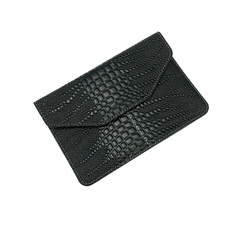 Ví Da Đựng Giấy Tờ Đăng Kiểm Xe Ô Tô Vân Cá Sấu Mẫu 02 - Màu Đen VDK-PU02CS-BL