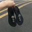 Giày Sandal quai hậu cao su thời trang nữ gắn charm đồng tiền và cỏ 4 lá đem lại may mắn QSHOES