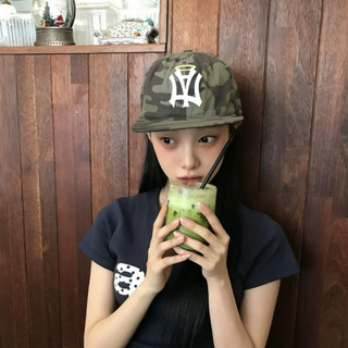 Mũ bảo hiểm xung quanh Idol aeae Thiết kế nhỏ Angel Wings thêu Camo Bóng chày Cap Sun Sun Hat Mũ lưỡi trai Mũ lưỡi trai