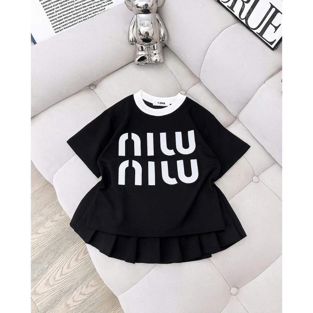 4-15 tuổi. Sét bộ chân váy xếp ly có lót váy cho bé gái in chữ niu niu chất vải cotton mềm mịn thấm hút mồ hôi. V03