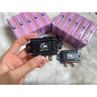 Tiết chế không dây cao cấp dùng cho mọi loại xe ô tô, máy xúc,.. giúp ổn định điện. Tiết chế IC 24v vỏ đen (1 chiếc)