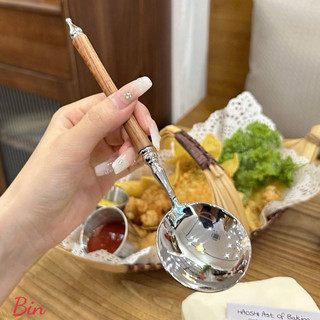 Muỗng cán gỗ cao cấp vừa tiện lợi vừa sang trọng