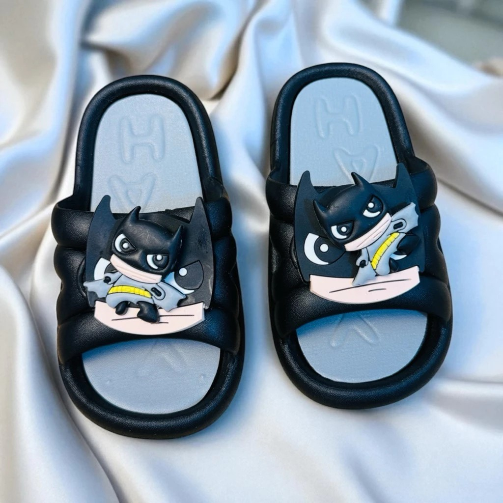 Dép bánh mì thời trang hình người dơi cho bé trai siêu mềm êm chân sticker xoay