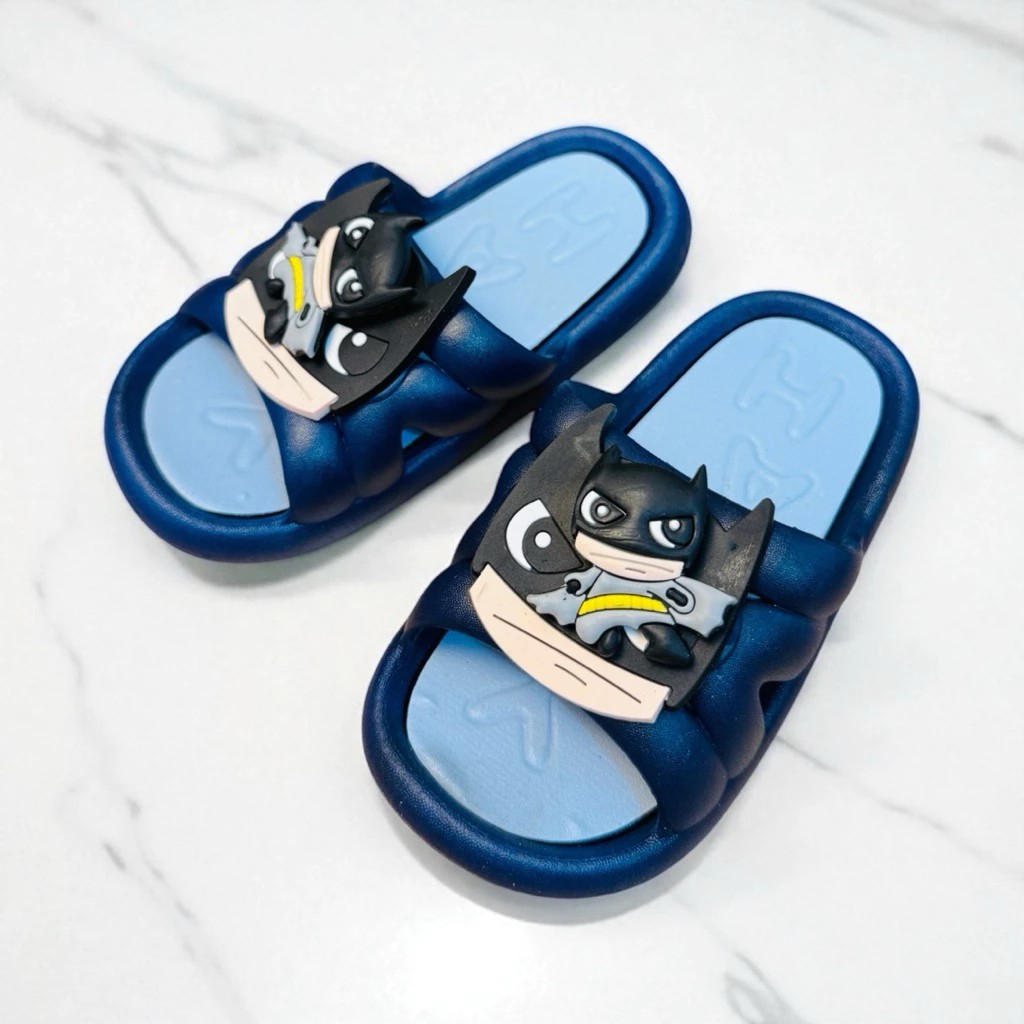 Dép bánh mì thời trang hình người dơi cho bé trai siêu mềm êm chân sticker xoay