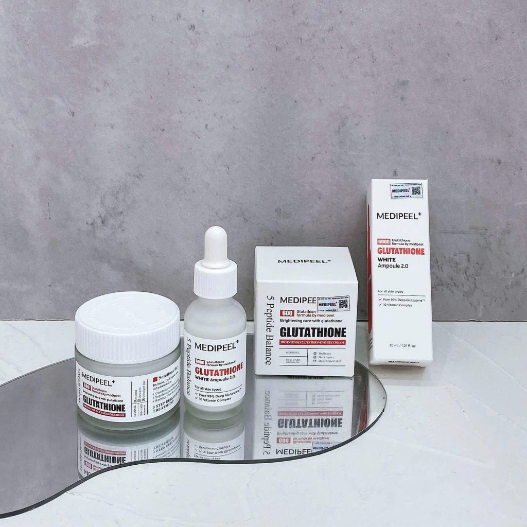 Tinh Chất Dưỡng Trắng Medi Peel Glutathione 600 White Ampoule Serum 30ml  Hàn Quốc