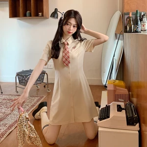 Đầm Sơ Mi Phối Cà Vạt Caro Tay Ngắn Form Dáng Basic Năng Động Thêu Tim Trên Ngực