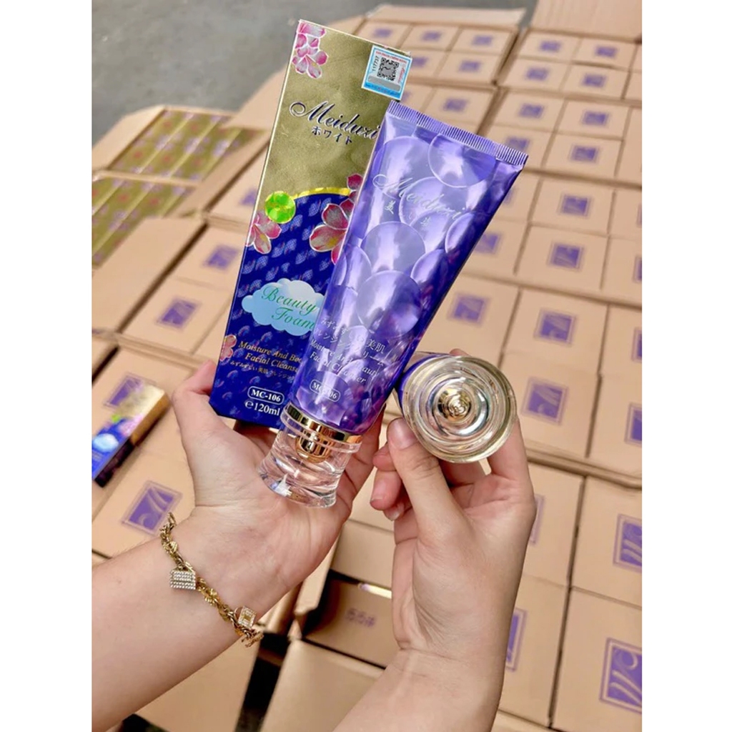Sữa Rửa Mặt Meiduzi Giúp Sạch Dịu Nhẹ Cho Da 120ML