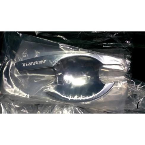 Ốp tay nắm, hõm cửa xe Mitsubishi Triton đời 2016 -> HIỆN NAY - Mạ Crom cao cấp, sáng bóng, bảo vệ xe