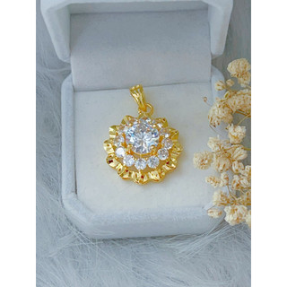 Hàng mới về các mẫu mặt dây chuyền mạ vàng 18 ca mạnh đã sinh chất liệu titan lâu bàn lâu phai hàng cao cấp .