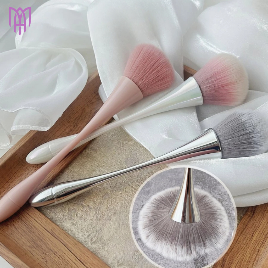 Cọ Phủi Bụi Nail Mary Artistry Cán Dài Sang Trọng - Phủi Sạch Bụi Sau Khi Dũa Hoặc Phá Gel