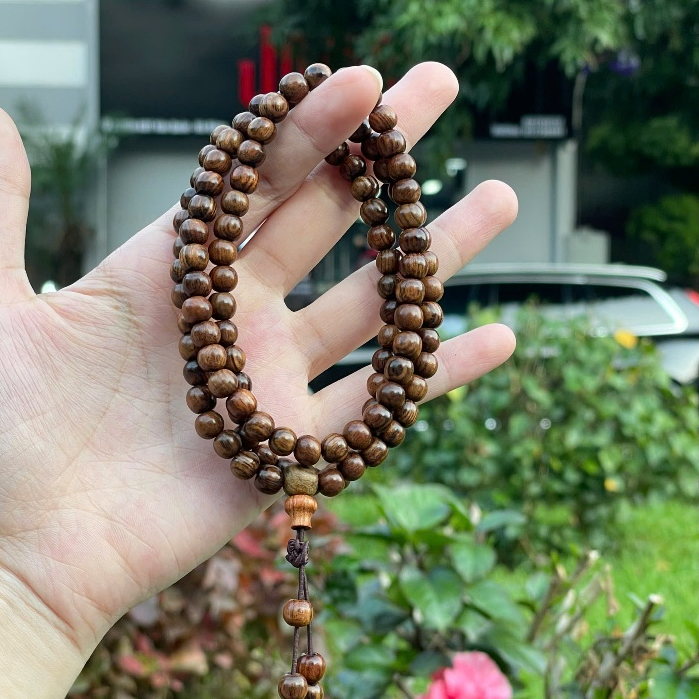 Vòng Tay Gỗ Vân Hổ 108 Hạt Tự Nhiên – Chuỗi Tràng Phong Thủy Cao Cấp – Thơm Dịu Cho Nam Và Nữ|Chuẩn kaka