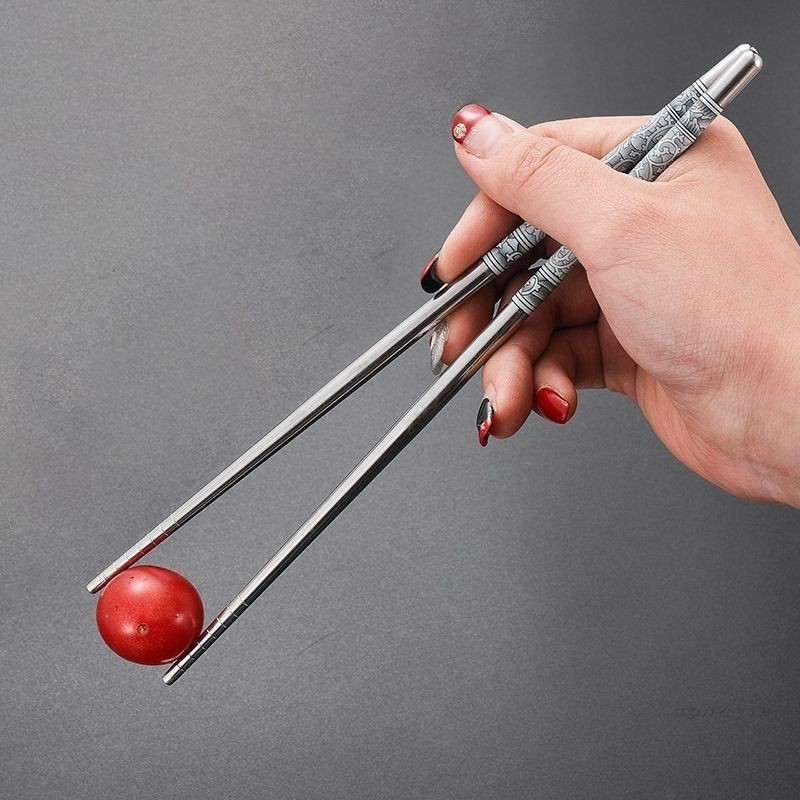 [ Ở ĐÂY RẺ NHẤT} 10 ĐÔI Đũa Inox chống trượt, chống nhiệt hoa văn siêu đẹp cao cấp loại 1