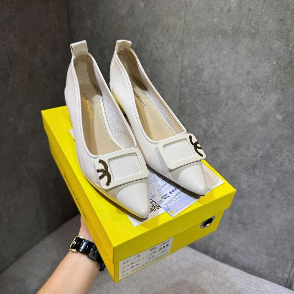👠🕶️👜🎒…giày búp bê