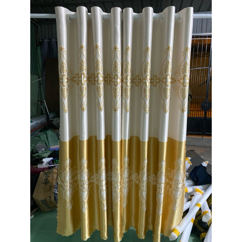 1 TẤM GẤM 3D MÀU VÀNG CỔ ĐIỂN PHỐI NỀN KEM CHƯA CÓ CÂY TREO - TREO 1 TẤM MUA 1 TẤM _TREO 2 TẤM MUA 2 TẤM RÈM CỬA VIỆT HÀ