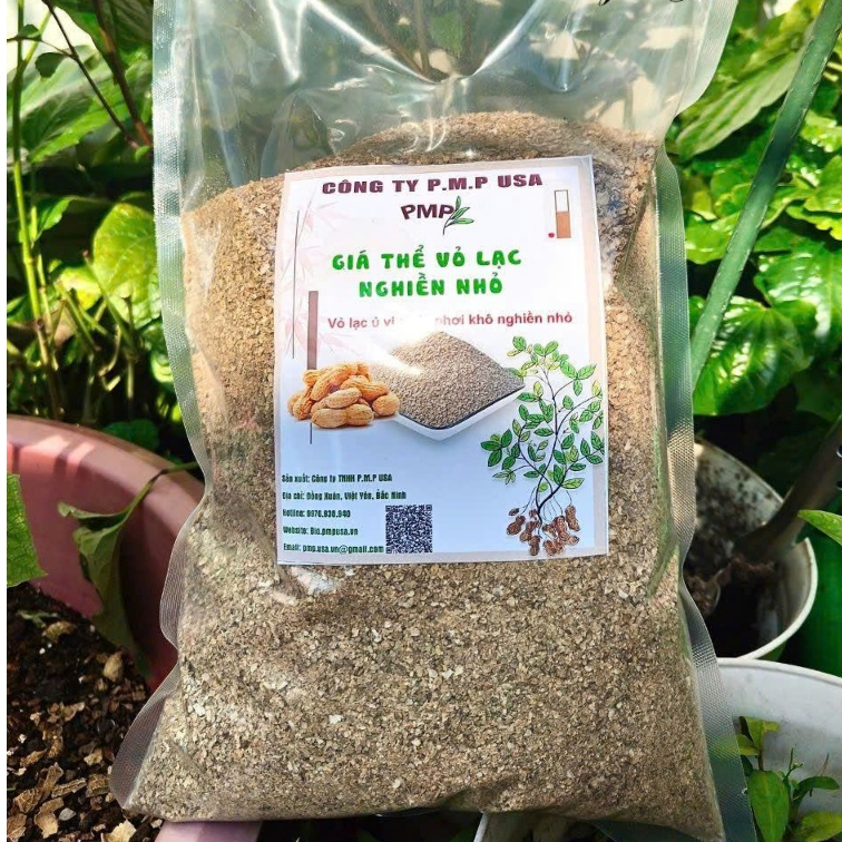 Giá thể vỏ lạc phơi khô dập nhỏ để trộn đất, phủ bề mặt trồng cây 1Kg